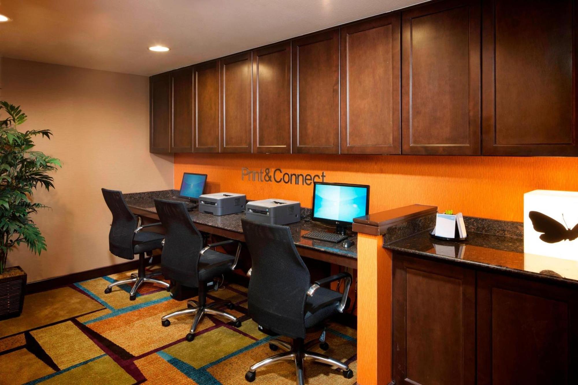 Fairfield Inn & Suites Houston Intercontinental Airport Exterior photo