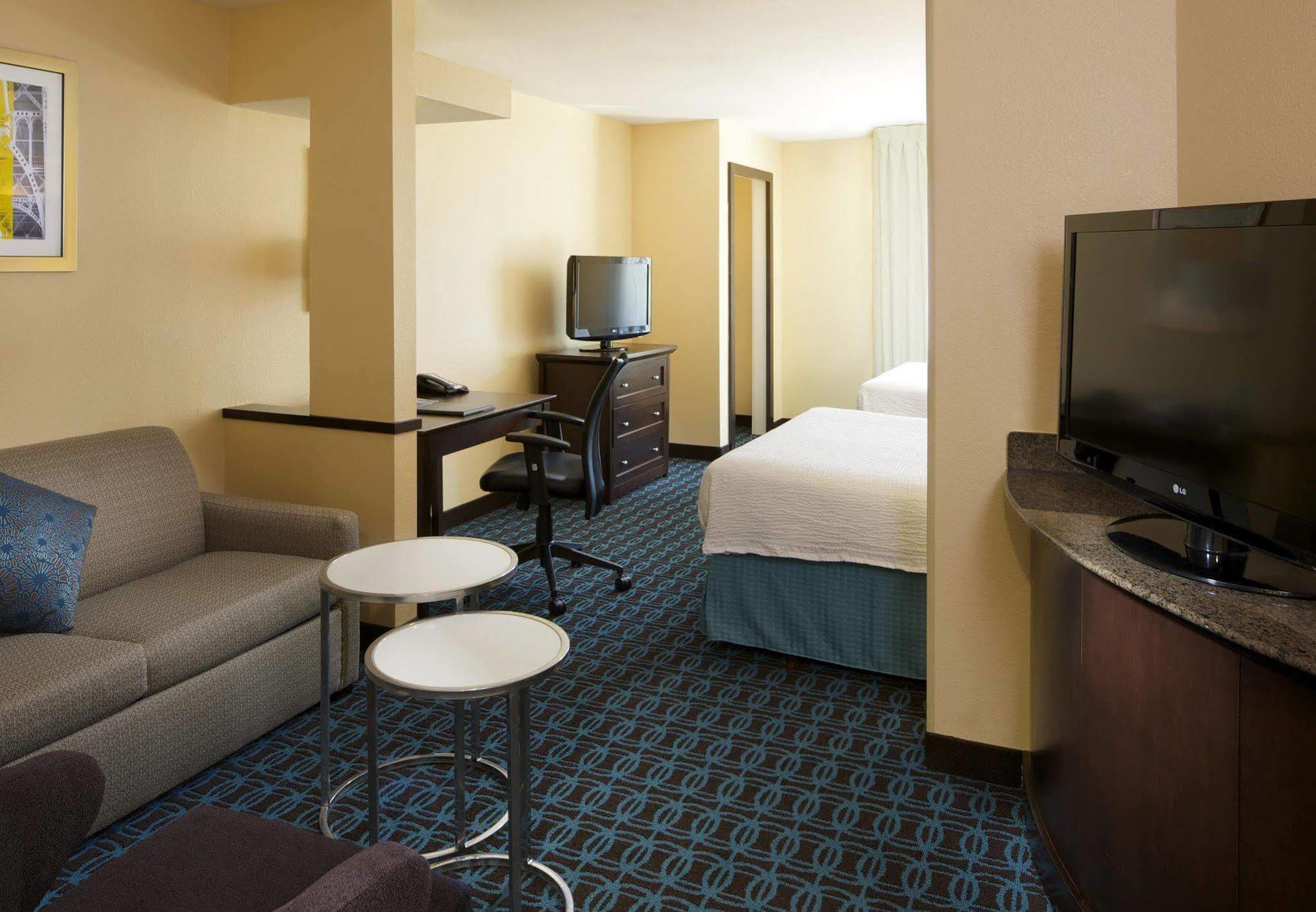 Fairfield Inn & Suites Houston Intercontinental Airport Exterior photo